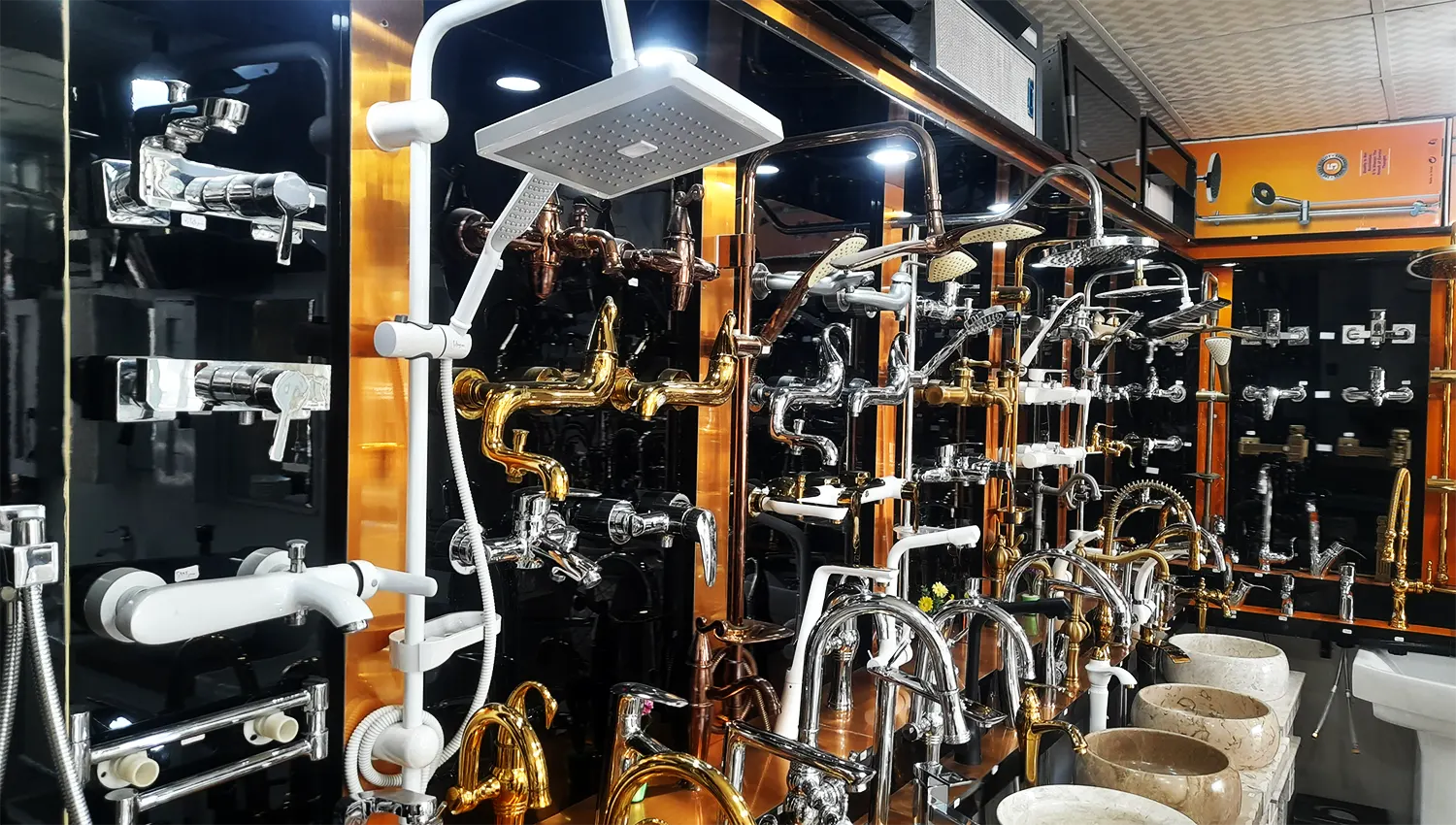 شیرآلات قهرمان گناوه